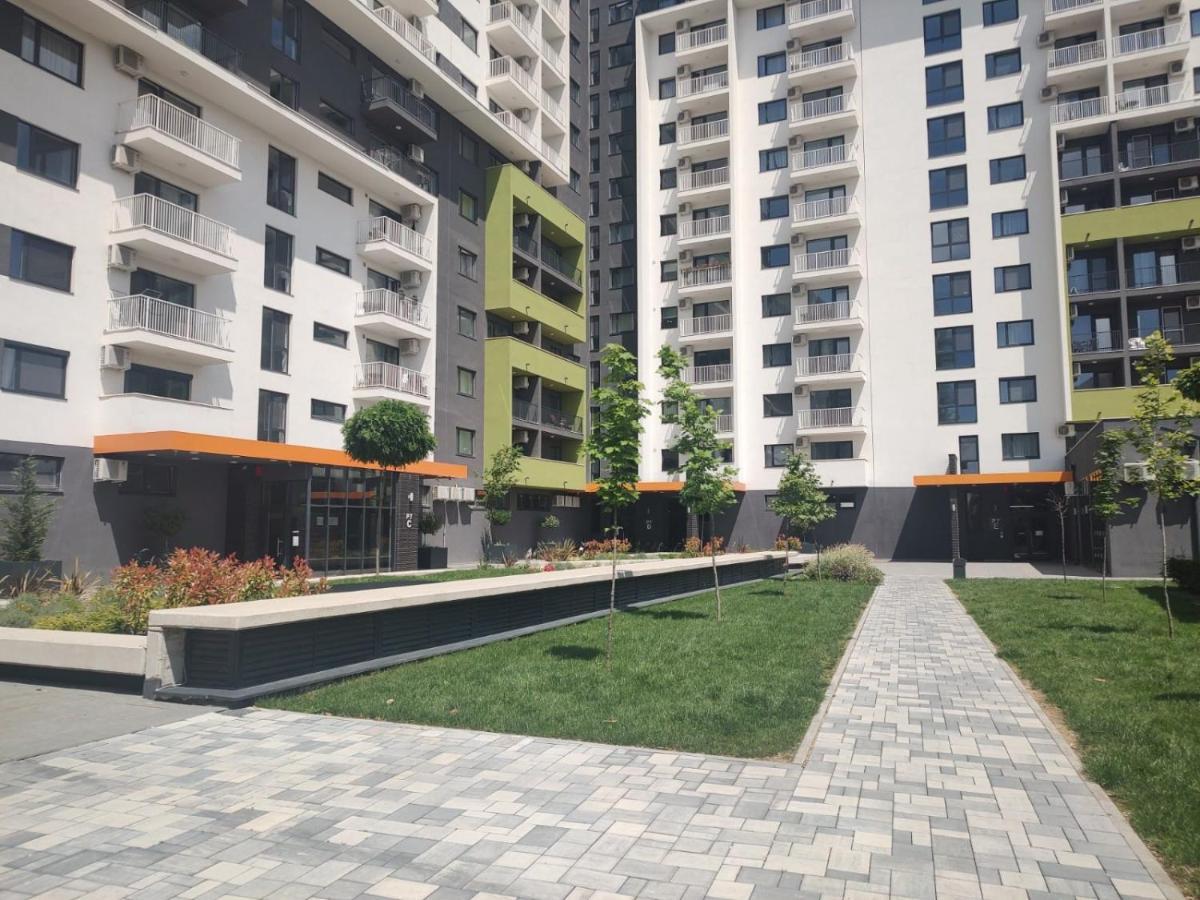 Hanna'S Apartament Oradea Bagian luar foto